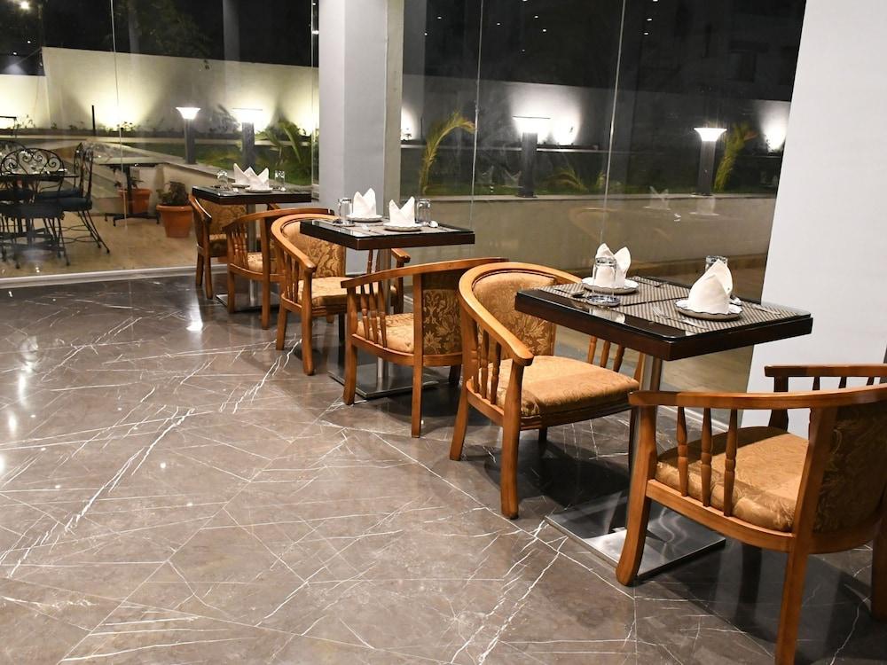 فندق أماربريت أورانغاباد المظهر الخارجي الصورة
